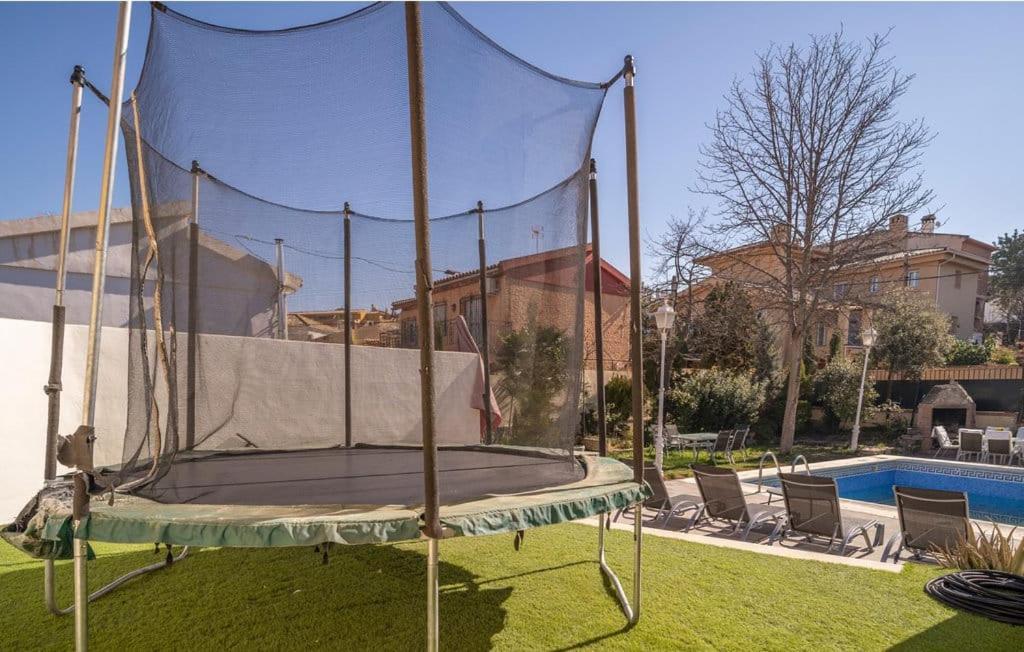 El Pino Granada Villa